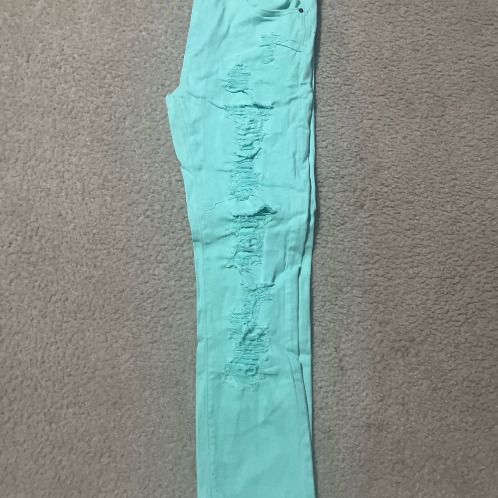 Men’s Distressed Mint Jeans